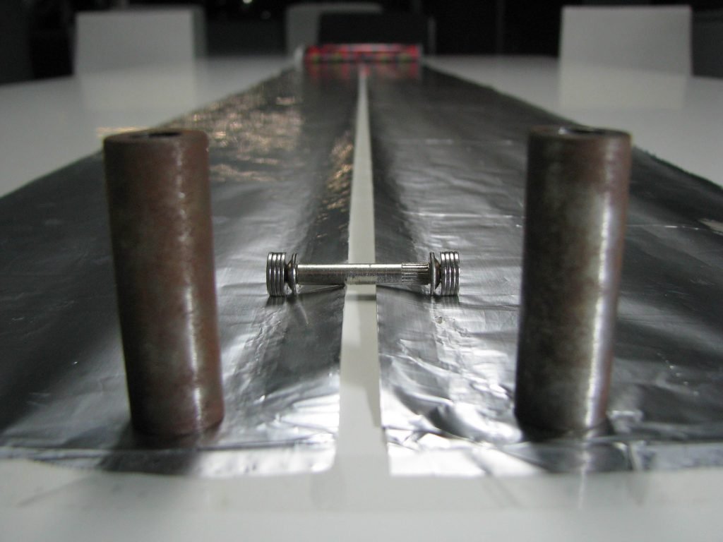 RAIL GUN Homopolar motor high acceleration Science experiment