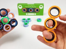 FinGears Magnetic Rings Fidget Toy