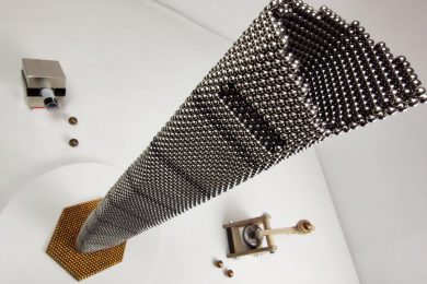 Magnetic guns VS Shanghai Tower made of magnetic balls