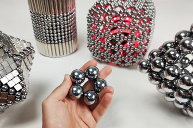 Destroying_5,000_euros_worth_of_magnetic_sculptures