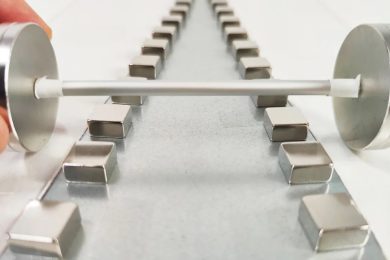 3_Amazing_Magnetic_Accelerators___Magnetic_Games-iyv9GhaITNE