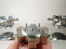 Levitating_Gears