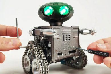 Robot_Kit_DIY,_Teching_Robot_be_your_friend