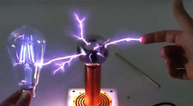 3_Powerful_Tesla_Coils