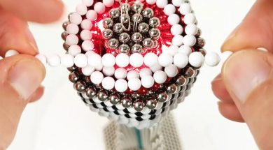 Build_the_CN_Tower_with_Magnetic_Balls