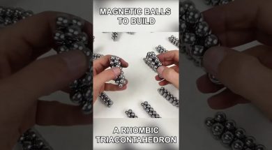 Magnetic_Balls_to_Build_a_Rhombic_Triaconthaedron