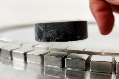 Quantum Locking at -196 °C  #shorts