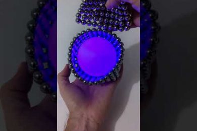 Bright Magnetic Cube