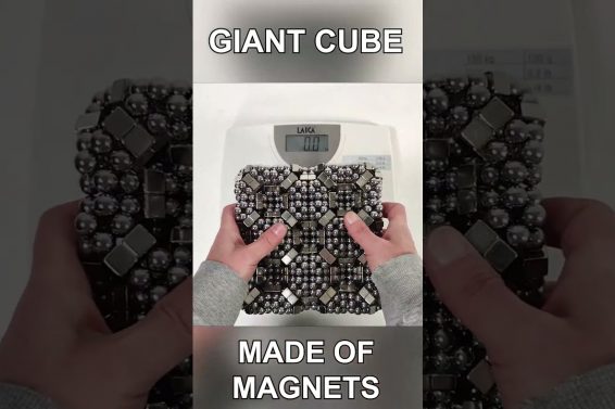 Magnetic CUBE Lamp