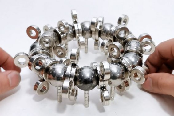 Magnetic Donut Vibrations | Magnetic Games