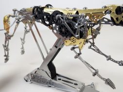 Dynamic Leopard Metal Model Kit | Magnetic Games