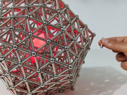 Magnetic Icosahedron Lamp | Magnetic Games