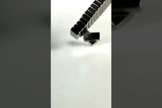 Magnetic Blocks Chain Reaction