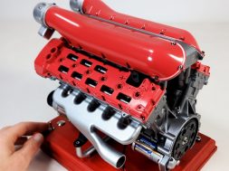 Ferrari V12 Engine Model Kit | Magnetic Games